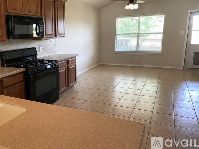 1839 Thrasher Trail, New Braunfels, TX 78130 - House for Rent - Image 4