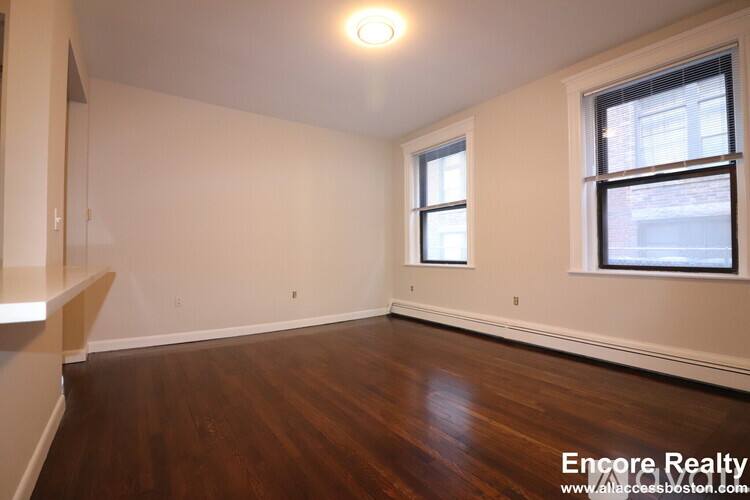 11 Stearns Rd #4, Brookline, MA 02446 - Apartment for Rent - Image 3