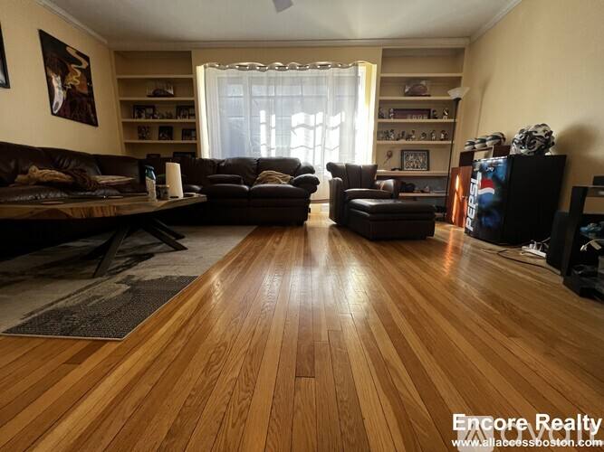 95 Longwood Ave #2, Brookline, MA 02446 - Apartment for Rent - Image 2