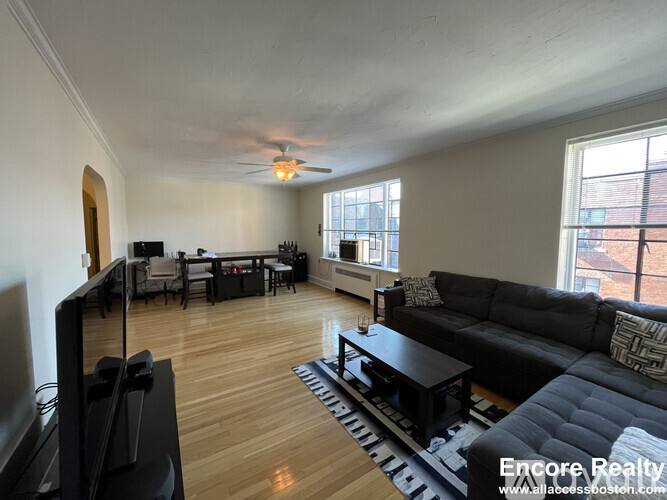 95 Longwood Ave #2, Brookline, MA 02446 - Apartment for Rent - Image 4