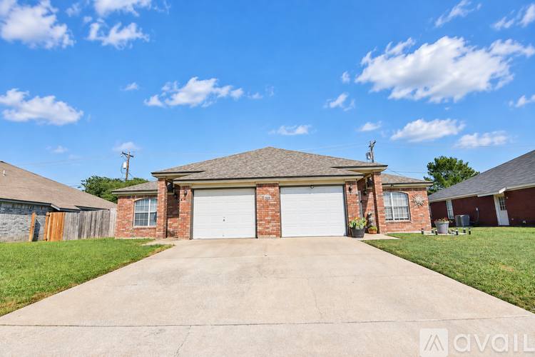 3808 Hitchrock Dr #B, Killeen, TX 76549 - Apartment for Rent