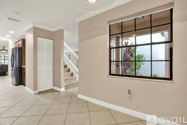 10416 Saint Tropez Place, Tampa, FL 33615 - Apartment for Rent - Image 7