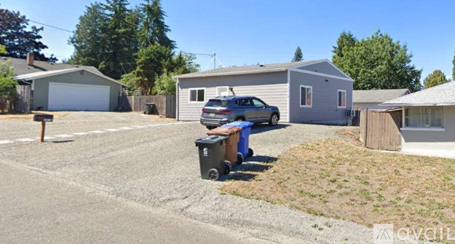 3901 S 17th St #B, Tacoma, WA 98405 - Apartment for Rent - Image 2