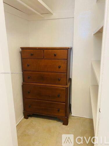 220 Collins Ave #8, Miami Beach, FL 33139 - Apartment for Rent - Image 6