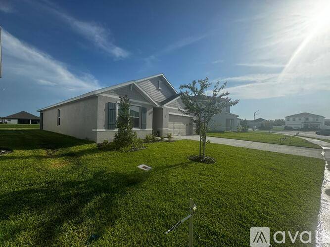 2208 Grand Flora Trail, Bradenton, FL 34208 - House for Rent - Image 2