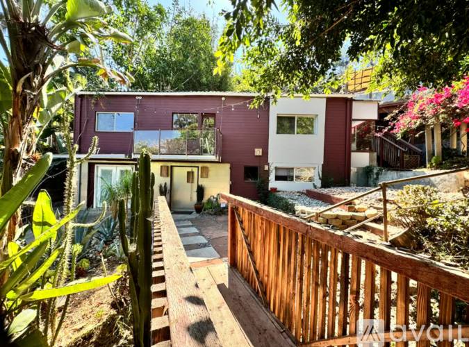 637 S Crescent Court, San Diego, CA 92103 - House for Rent - Image 1