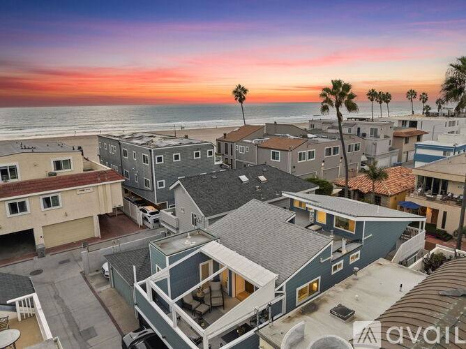 721 Brighton Court, San Diego, CA 92109 - Apartment for Rent