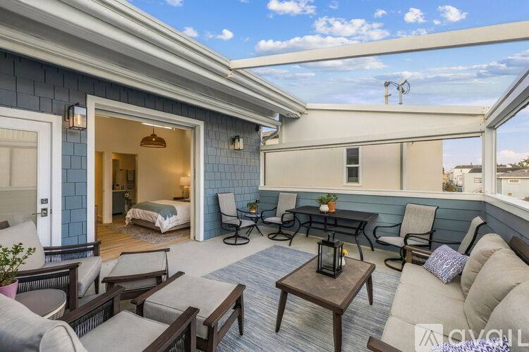721 Brighton Court, San Diego, CA 92109 - Apartment for Rent - Image 2