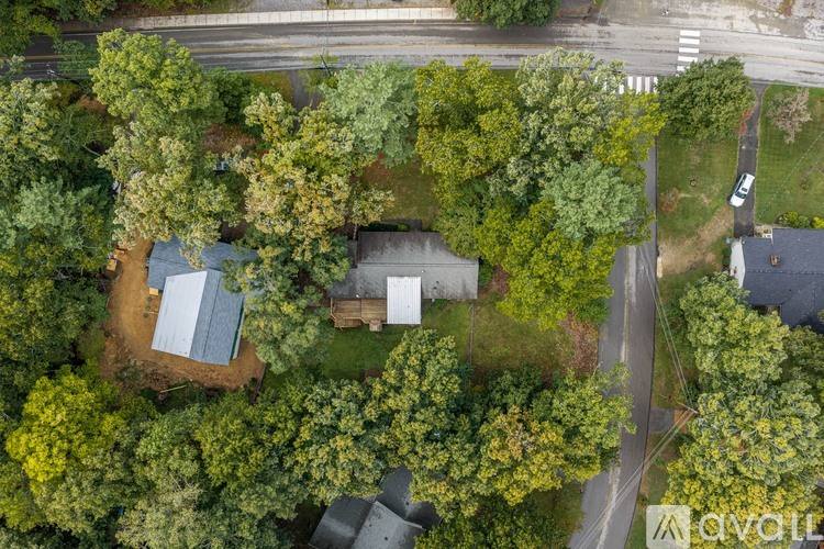 1222 James Blvd, Signal Mountain, TN 37377 - House for Rent - Image 3