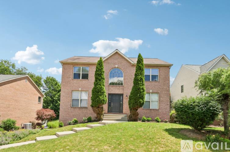 1712 Dawn Dr, Sewickley, PA 15143 - House for Rent