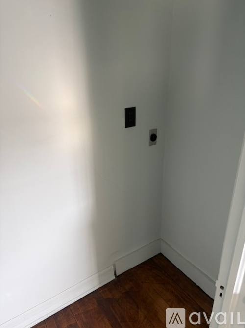 14538 E Jefferson Ave, Detroit, MI 48215 - Apartment for Rent - Image 9