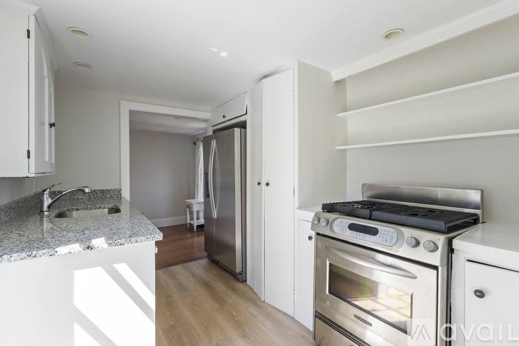 191 S St #1, Hingham, MA 02043 - Townhouse for Rent - Image 2