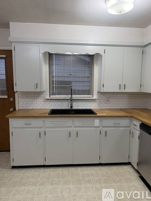 House for rent at 212 W K St, North Little Rock, AR 72116