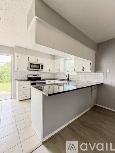 2306 Westchester Dr, Arlington, TX 76015 - House for Rent - Image 2
