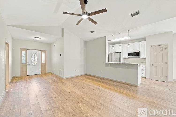 610 2nd St, Destin, FL 32541 - House for Rent - Image 4