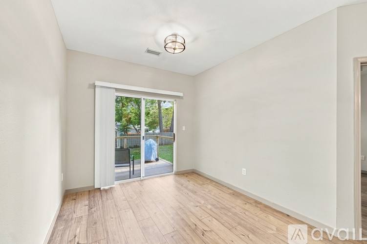 610 2nd St, Destin, FL 32541 - House for Rent - Image 8