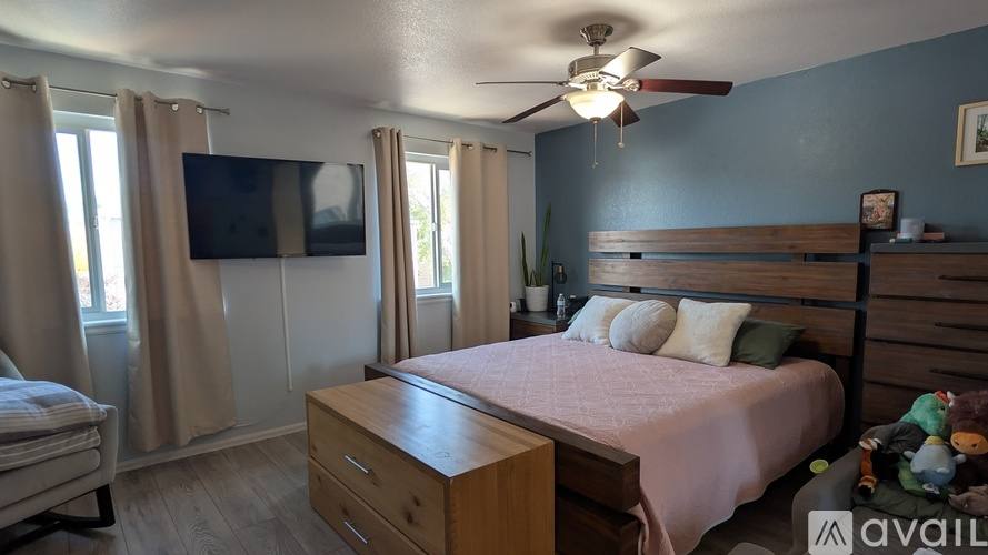 4572 Cornish Way, Denver, CO 80239 - House for Rent - Image 9