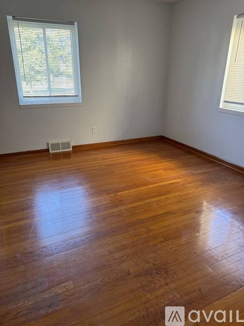 37398 Sharpe Ave, Downstairs Unit, Willoughby, OH 44094 - Apartment for Rent - Image 8