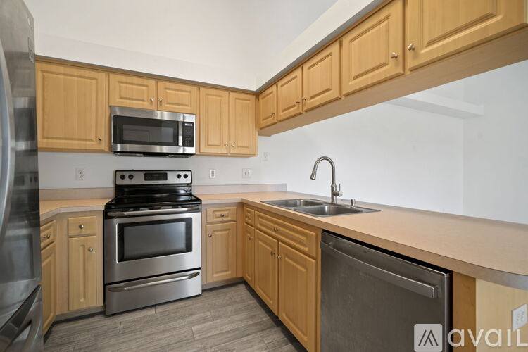 1013 Apollo Beach Blvd #203, Apollo Beach, FL 33572 - Apartment for Rent - Image 4