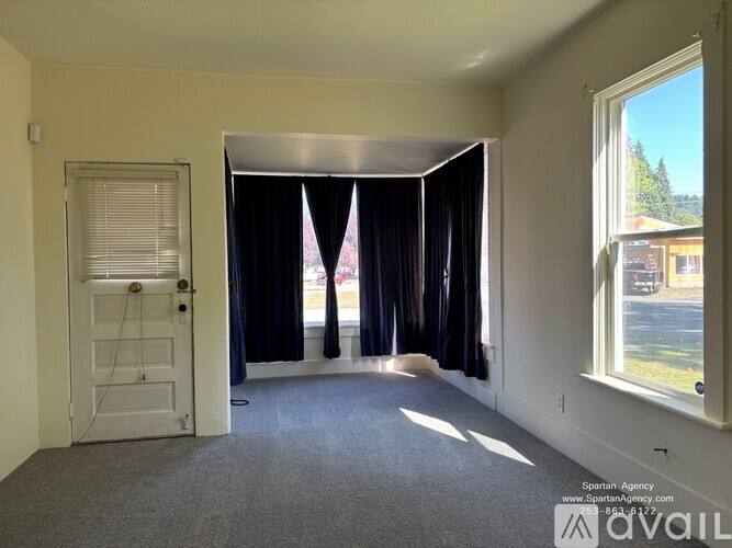 203 Corrin Ave NW, Orting, WA 98360 - House for Rent - Image 3