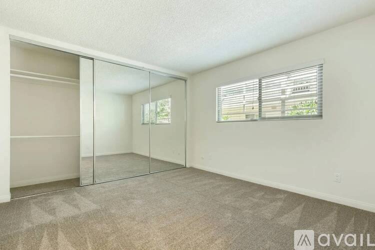 4929 Del Monte Ave #102, San Diego, CA 92107 - Apartment for Rent - Image 6