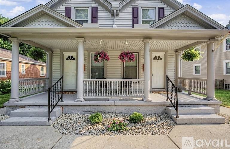 1525 Bowman Ave #2, Dayton, OH 45409 - Townhouse for Rent - Image 1