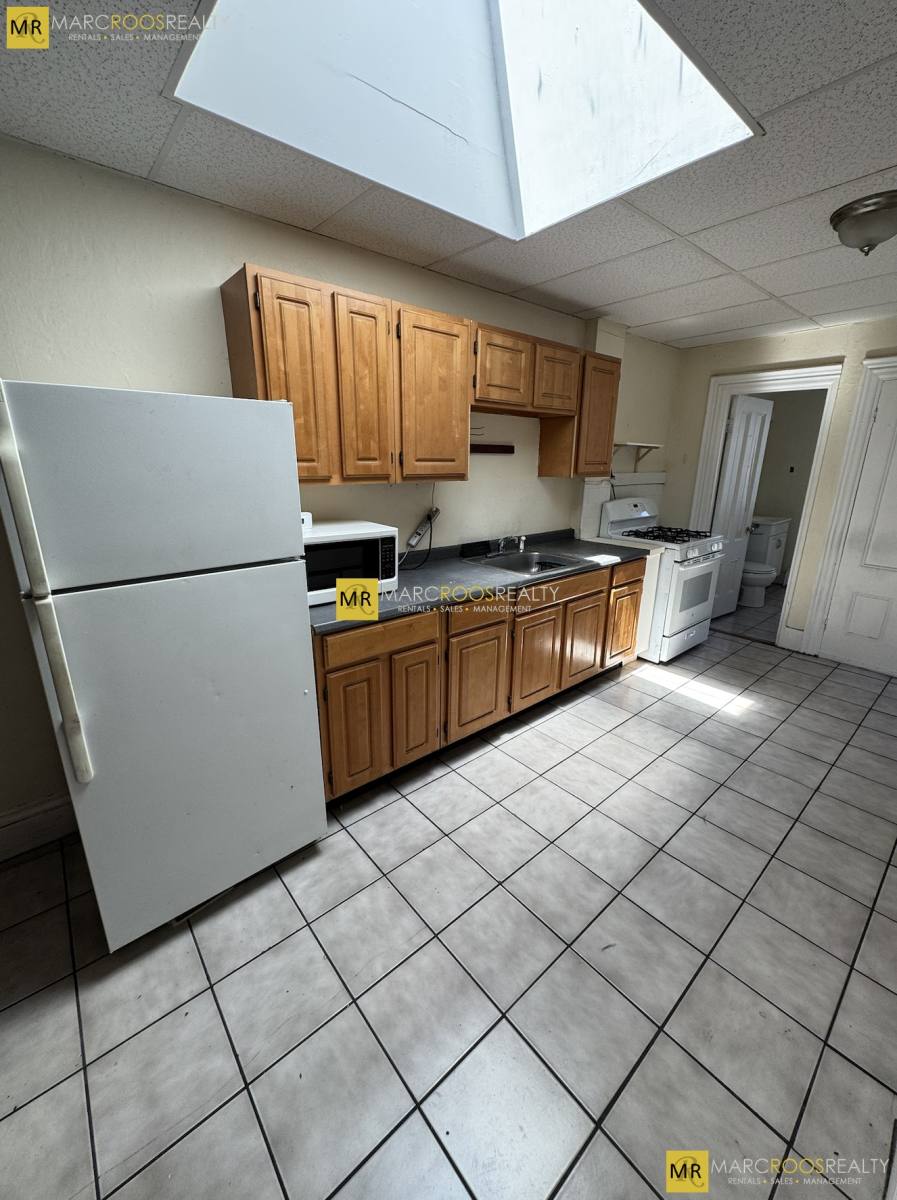 179 Harvard St #3, Cambridge, MA 02139 - Apartment for Rent - Image 1
