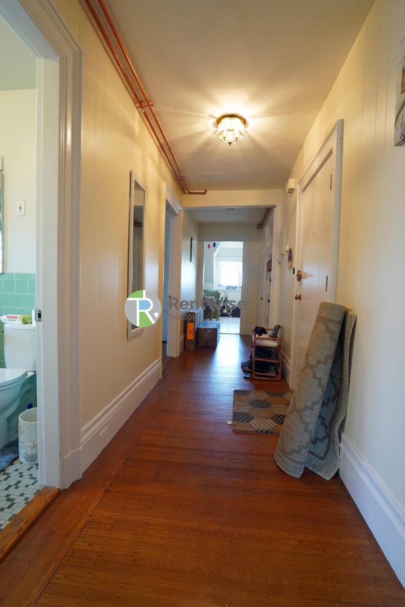 25 Garrison Rd #3, Brookline, MA 02446 - Apartment for Rent - Image 6