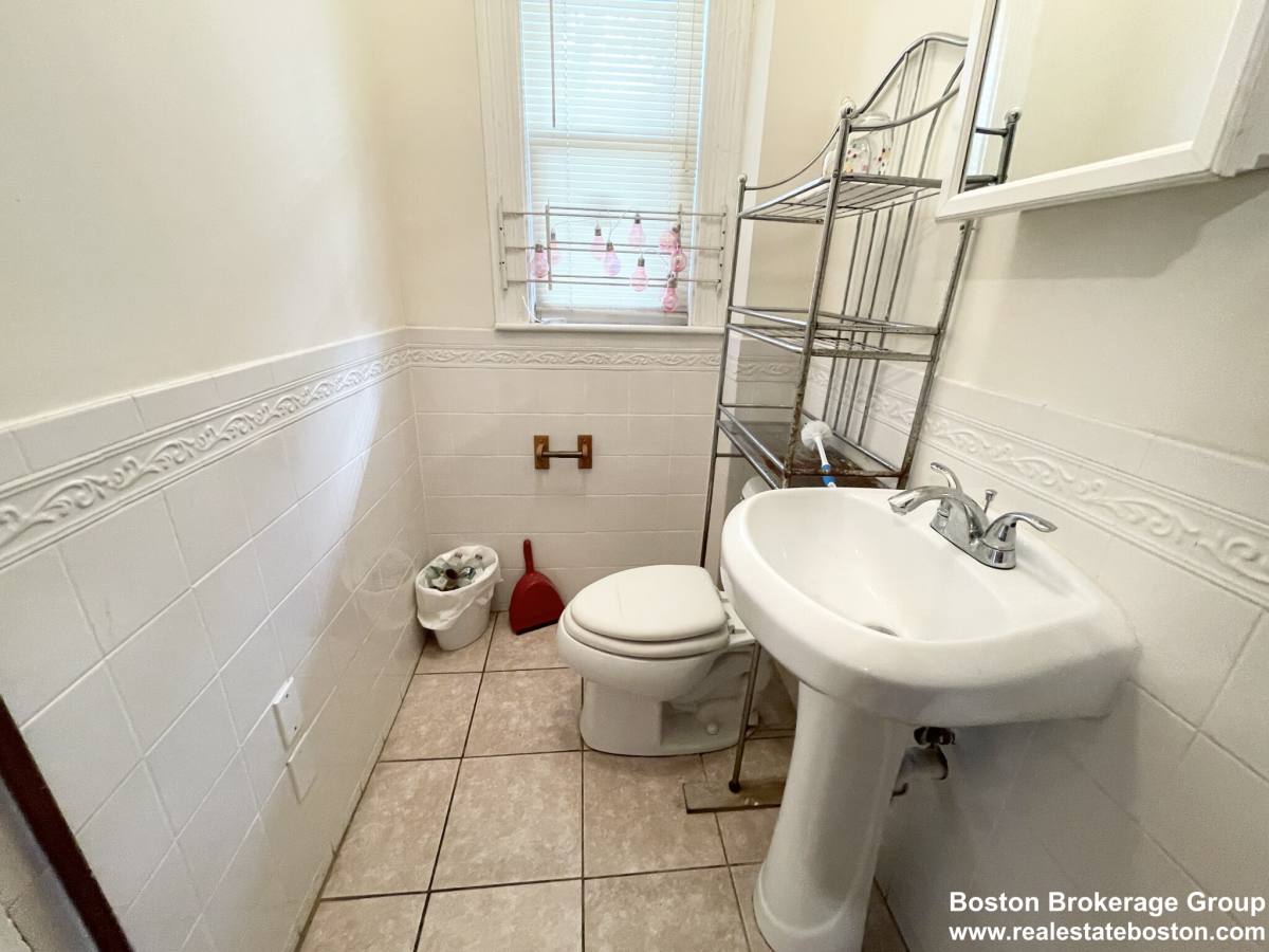 24 Maryland #1, Dorchester, MA 02125 - Apartment for Rent - Image 7