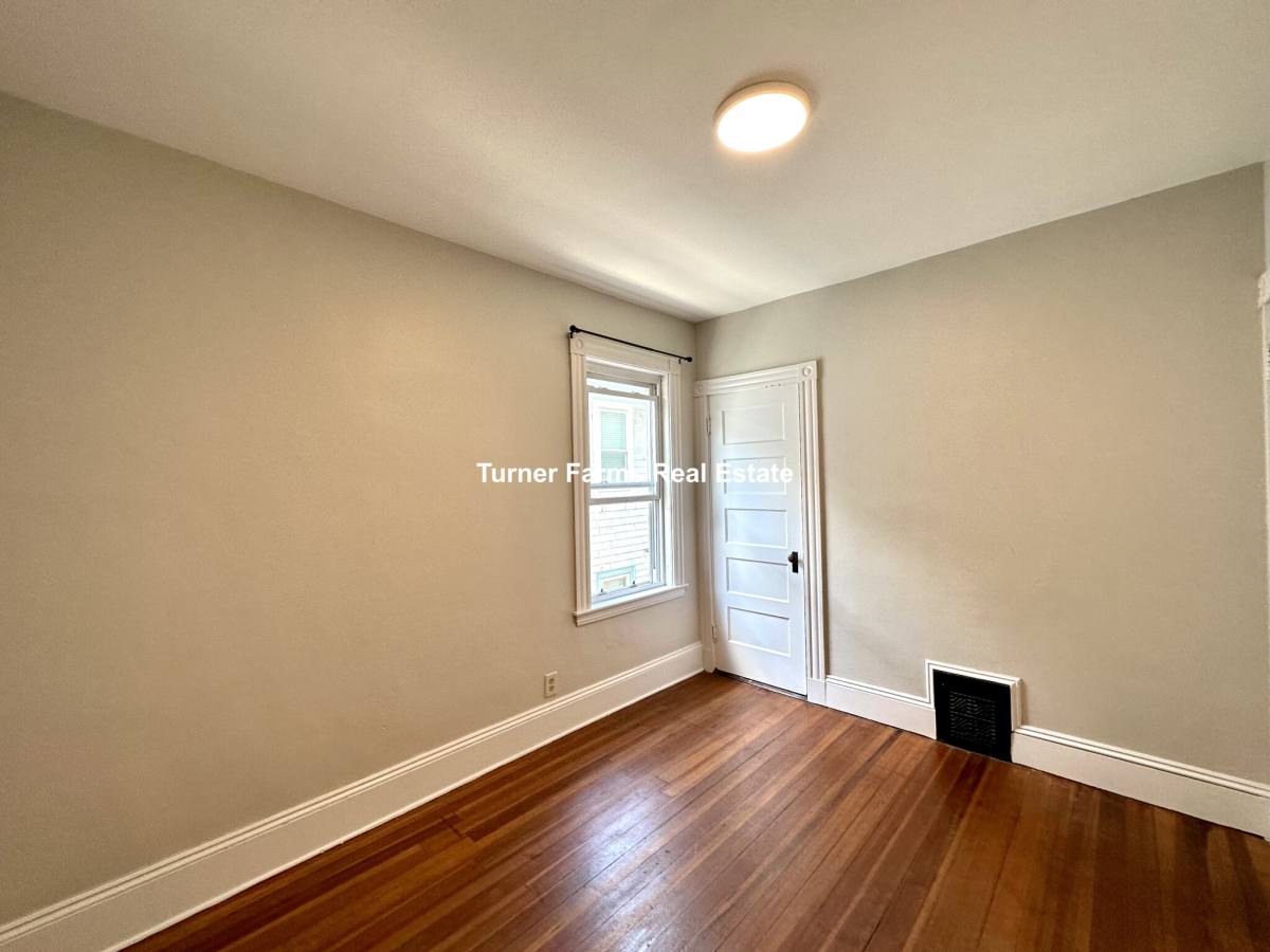 30 Roseclair St #2, Dorchester, MA 02125 - Apartment for Rent - Image 4
