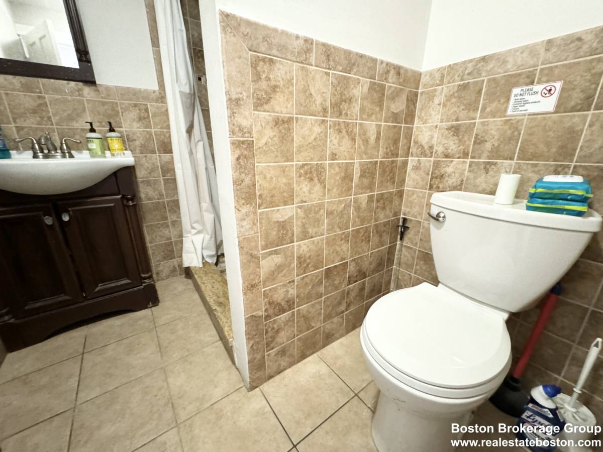 28 Sumner St, Dorchester, MA 02125 - Apartment for Rent - Image 5