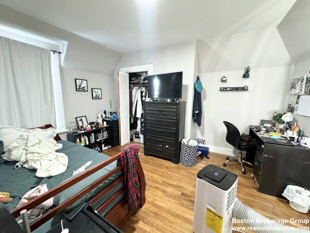 28 Sumner St, Dorchester, MA 02125 - Apartment for Rent - Image 4