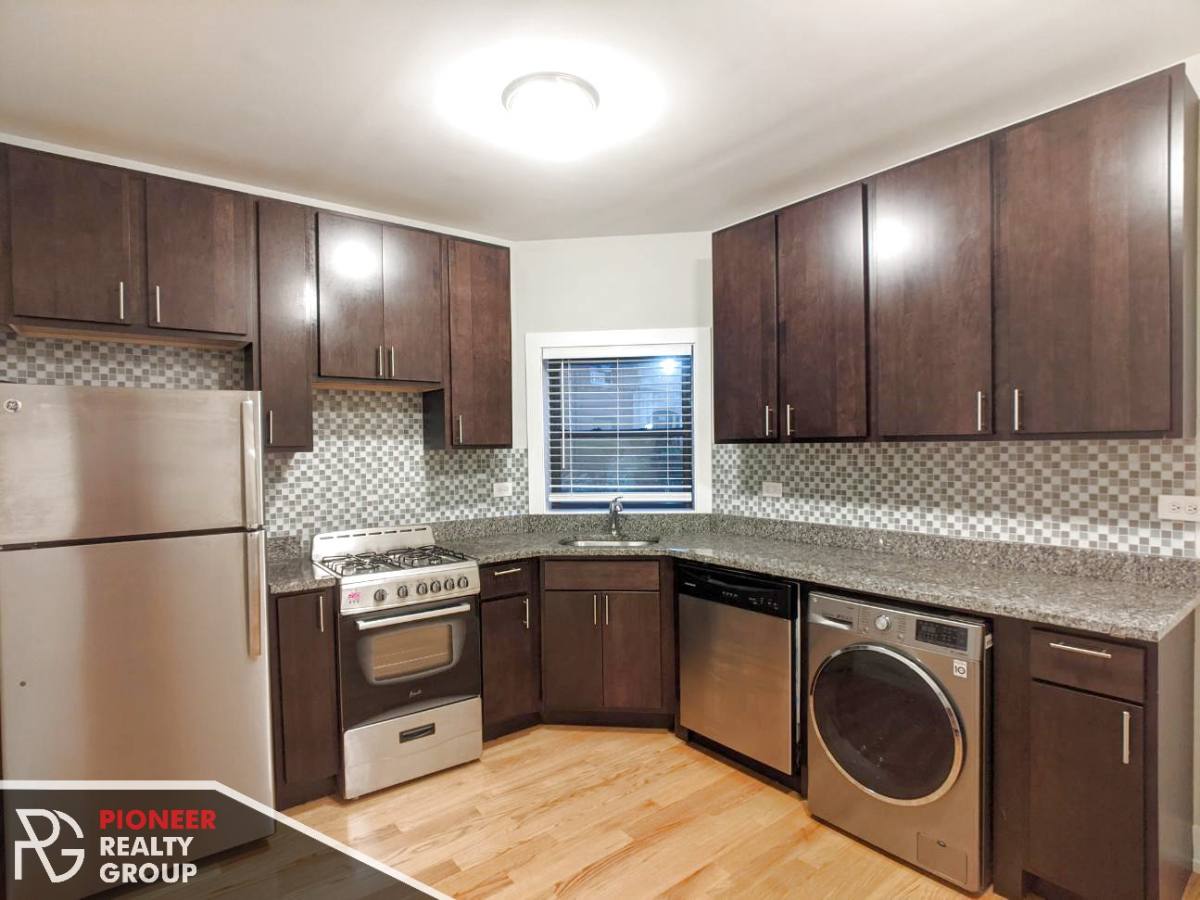 Apartment for rent at 2900 N Mildred #2906, Chicago, IL 60657
