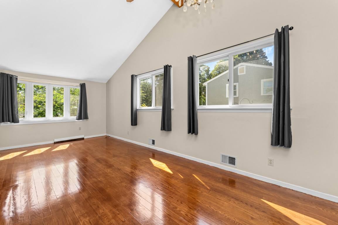 191 Kenrick St, Brighton, MA 02135 - House for Rent - Image 6