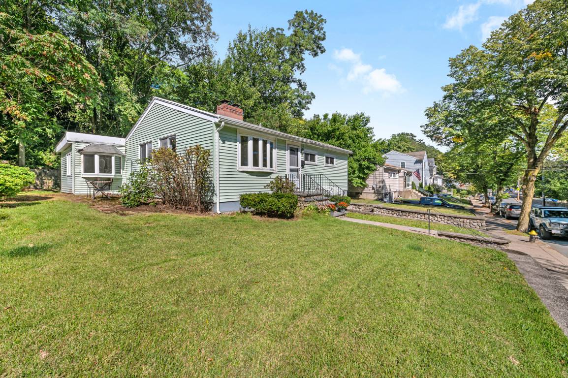 191 Kenrick St, Brighton, MA 02135 - House for Rent - Image 2