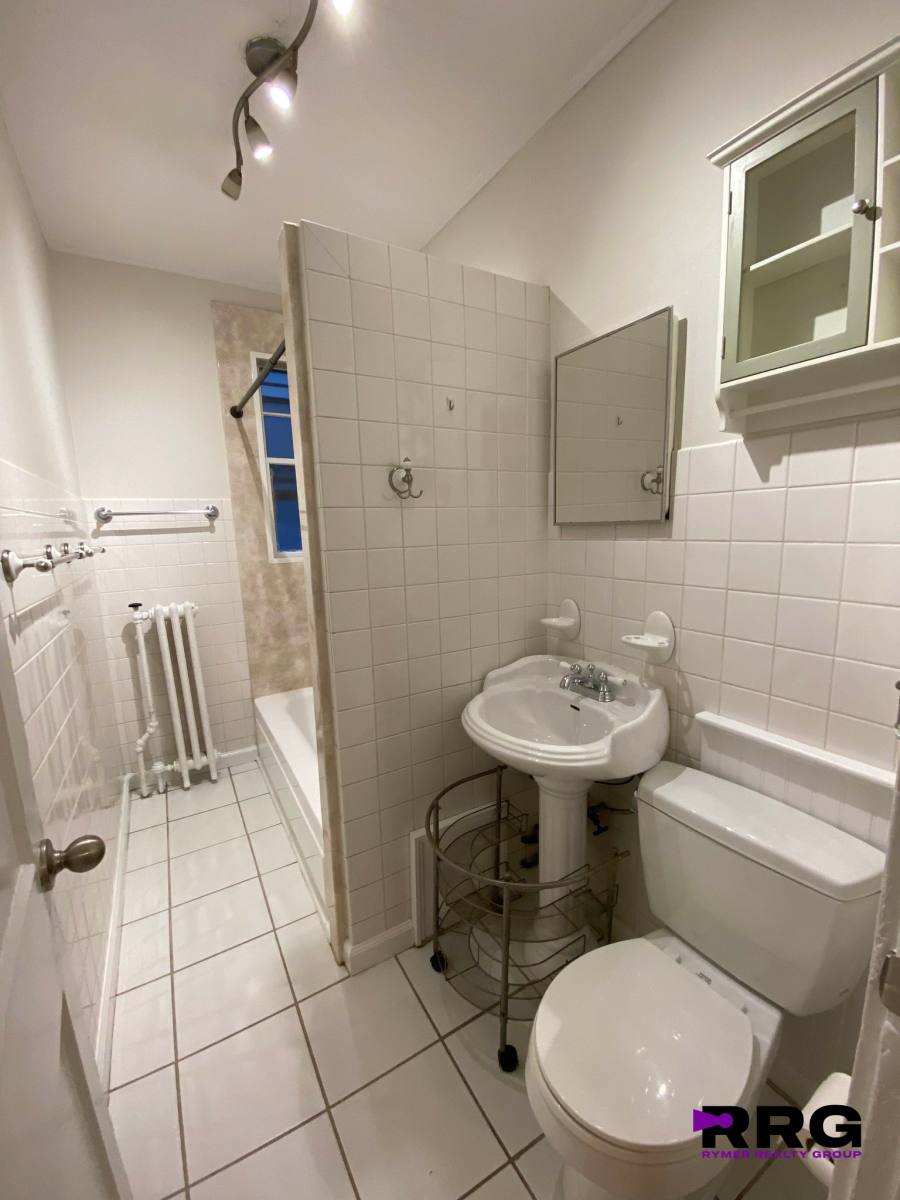 26 Chiswick #8, Brighton, MA 02135 - Apartment for Rent - Image 3