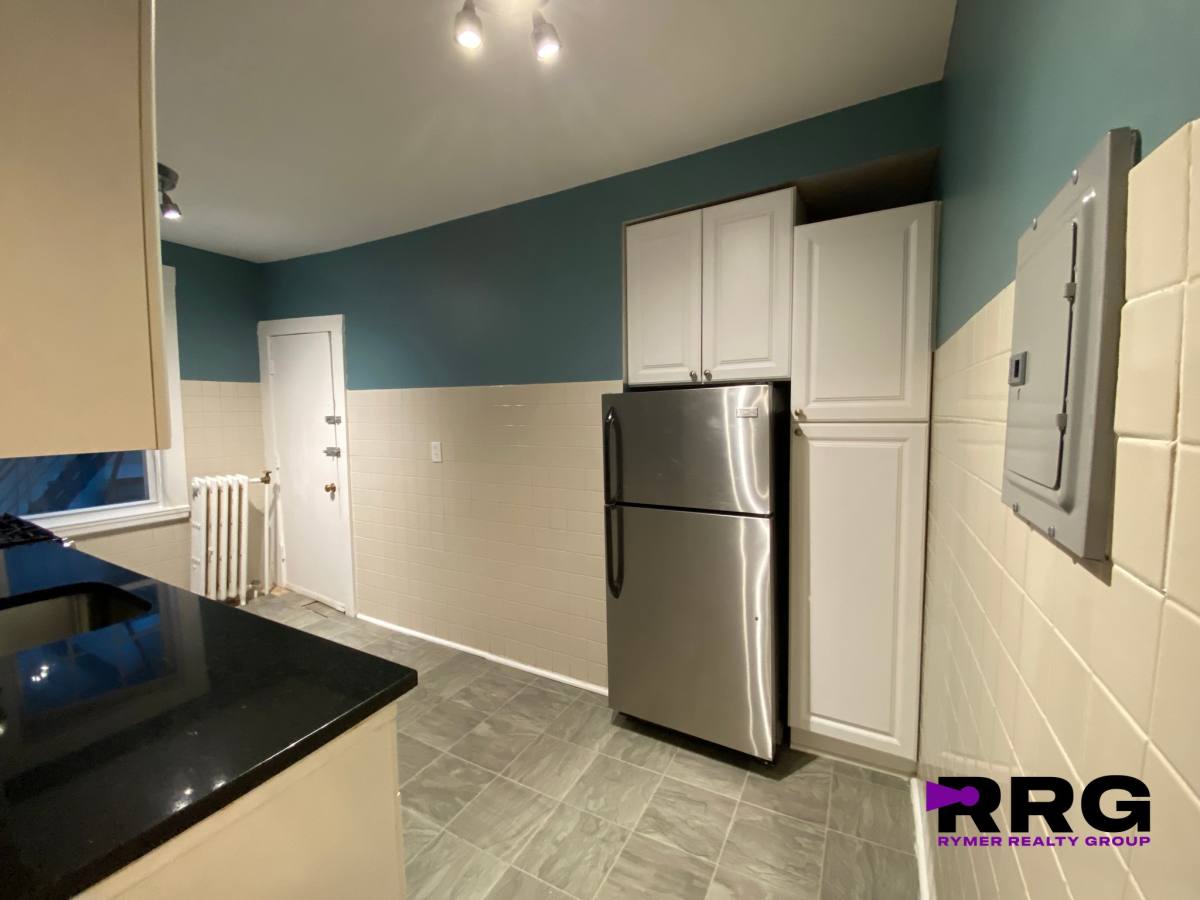 26 Chiswick #8, Brighton, MA 02135 - Apartment for Rent - Image 2