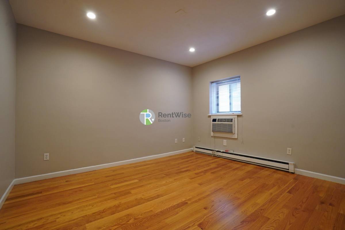 1200 Commonwealth Ave #21, Allston, MA 02134 - Apartment for Rent - Image 4