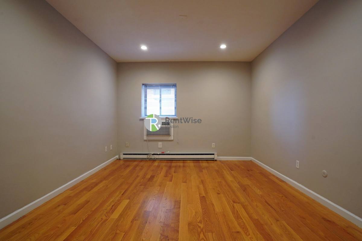 1200 Commonwealth Ave #21, Allston, MA 02134 - Apartment for Rent - Image 3