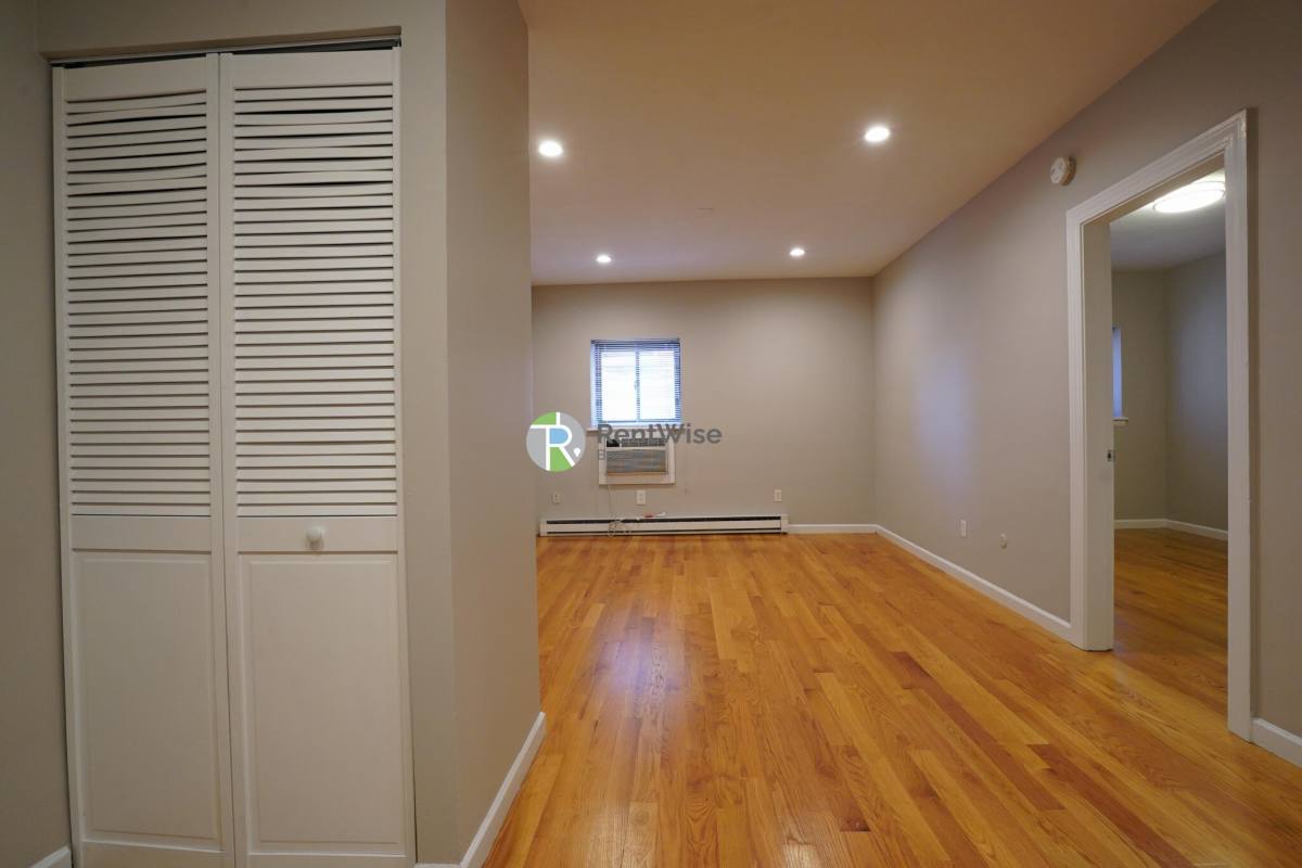 1200 Commonwealth Ave #21, Allston, MA 02134 - Apartment for Rent - Image 2