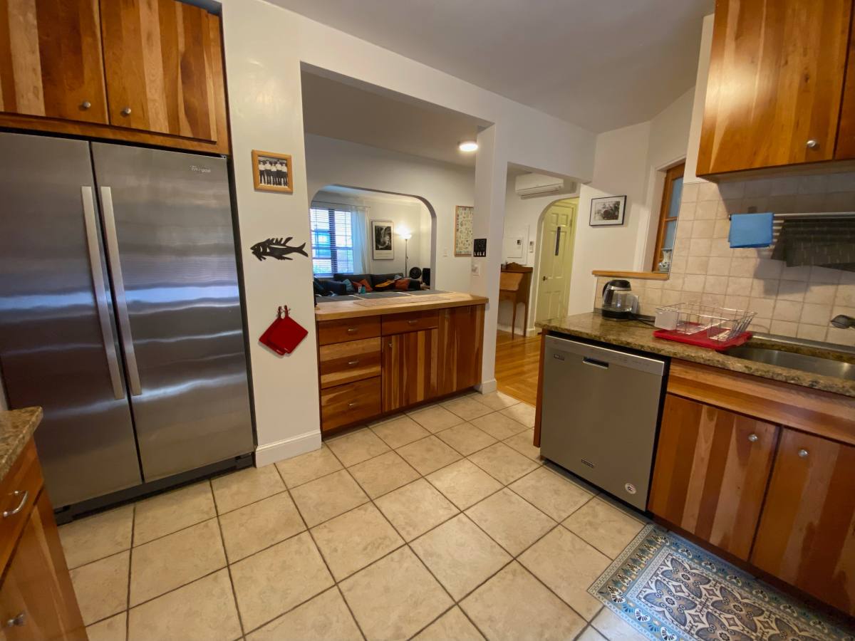 94 Marion St #1, Brookline, MA 02446 - Apartment for Rent