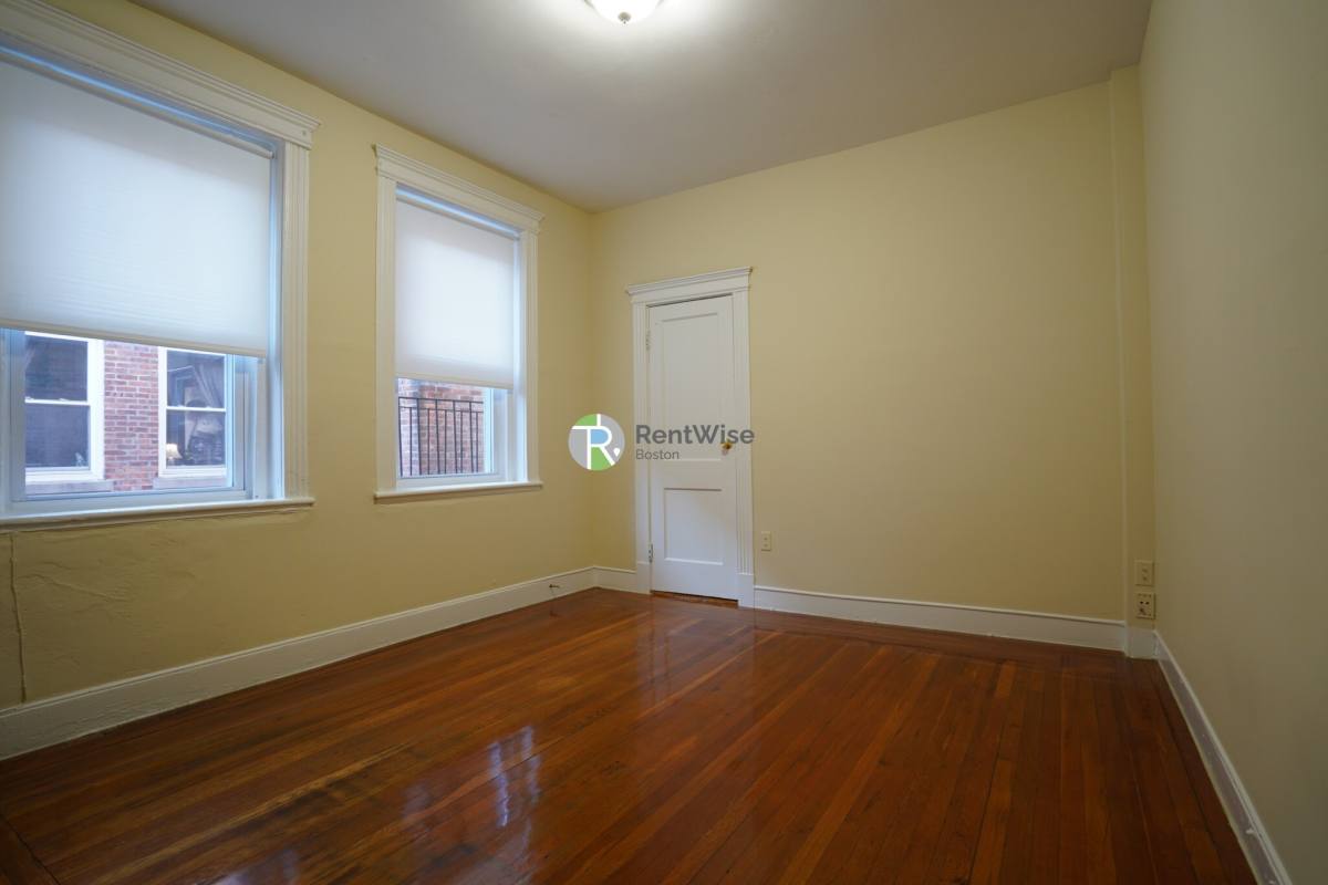 35 Gardner St #10, Allston, MA 02134 - Apartment for Rent - Image 4