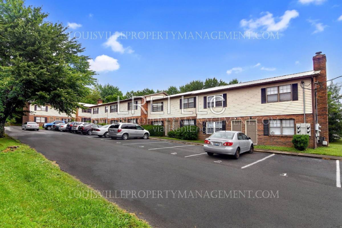 Apartment for rent at 621 Westport Rd #1, Elizabethtown, KY 42701