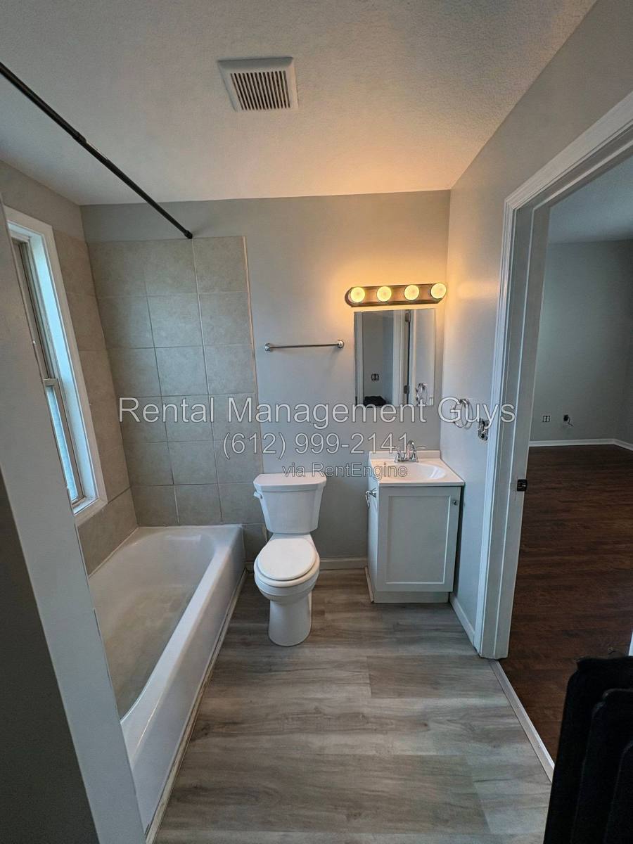 1155 7th St W #3, St. Paul, MN 55102 - Apartment for Rent - Image 6