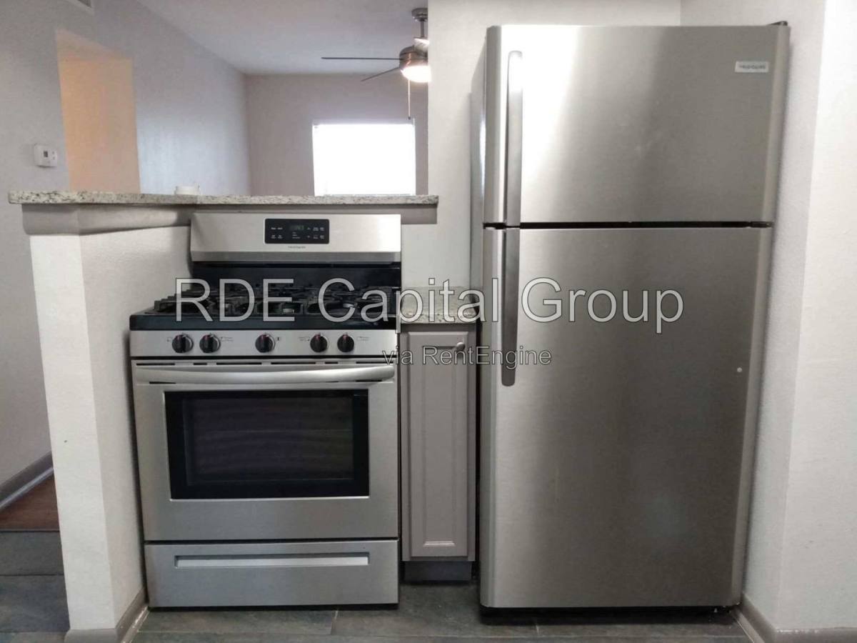 4738 El Campo Ave #7, Fort Worth, TX 76107 - Apartment for Rent - Image 3