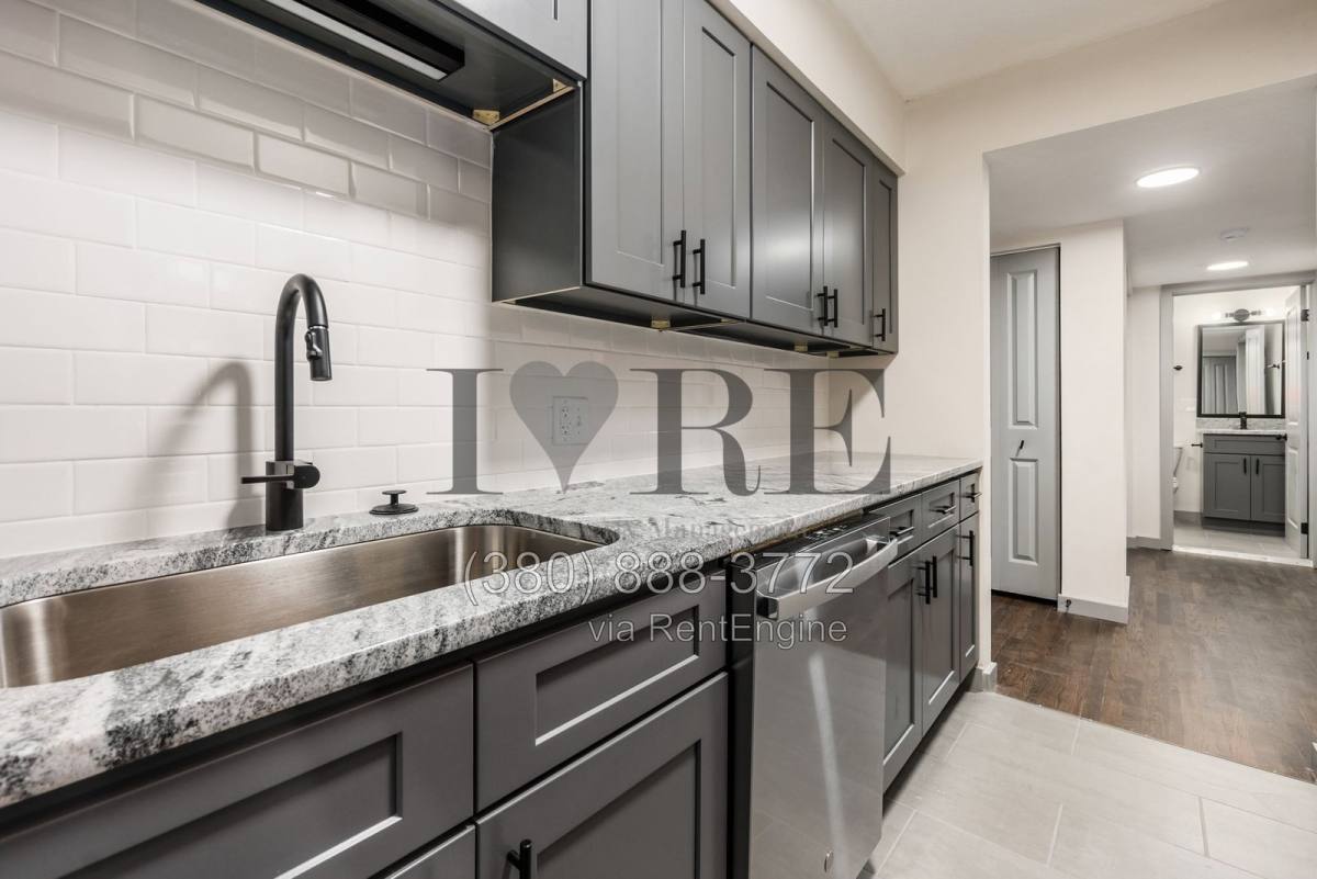 2085 W Broad St #208, Columbus, OH 43223 - Apartment for Rent - Image 7