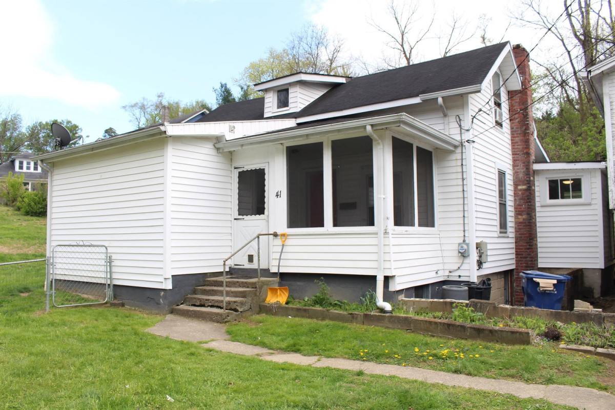 41 Brown Ave, Athens, OH 45701 - Apartment for Rent - Image 1