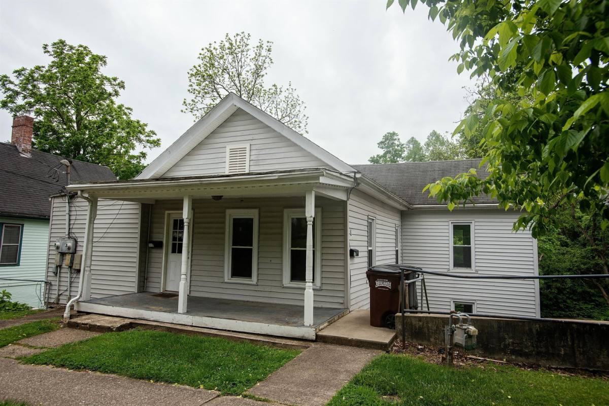 119 N Congress St, Athens, OH 45701 - Apartment for Rent - Image 1