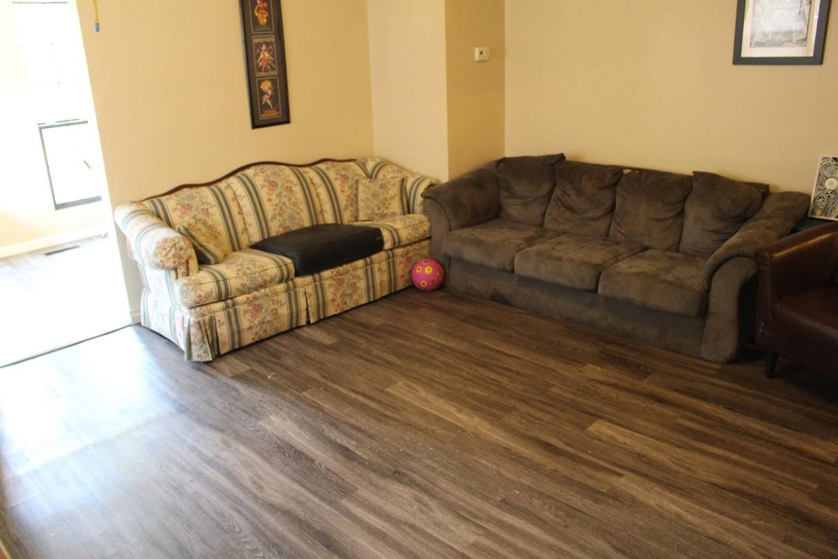 142 N Lancaster St, Athens, OH 45701 - Apartment for Rent - Image 2
