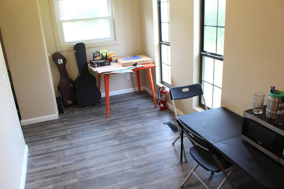142 N Lancaster St, Athens, OH 45701 - Apartment for Rent - Image 3